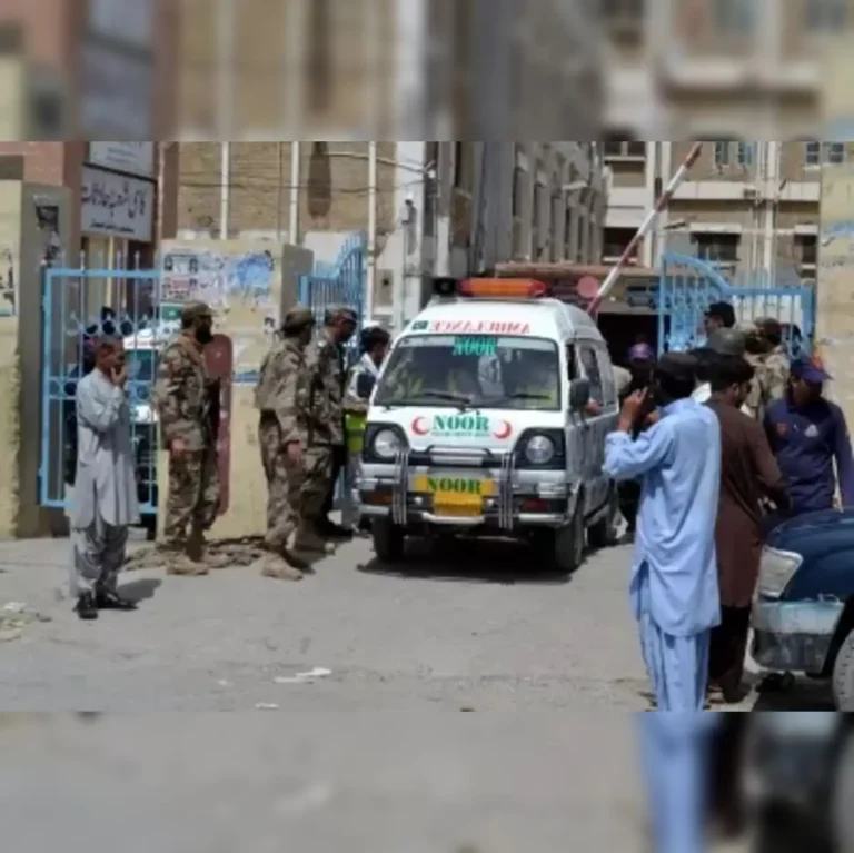 A car bombing outside a Pakistani security force headquarters kills at least 8 people-AP