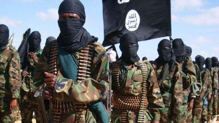 Al-Shabab militants dress as soldiers to storm Somali jail