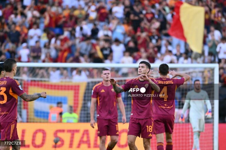 Roma go top of Serie A after 2-1 comeback victory over Fiorentina