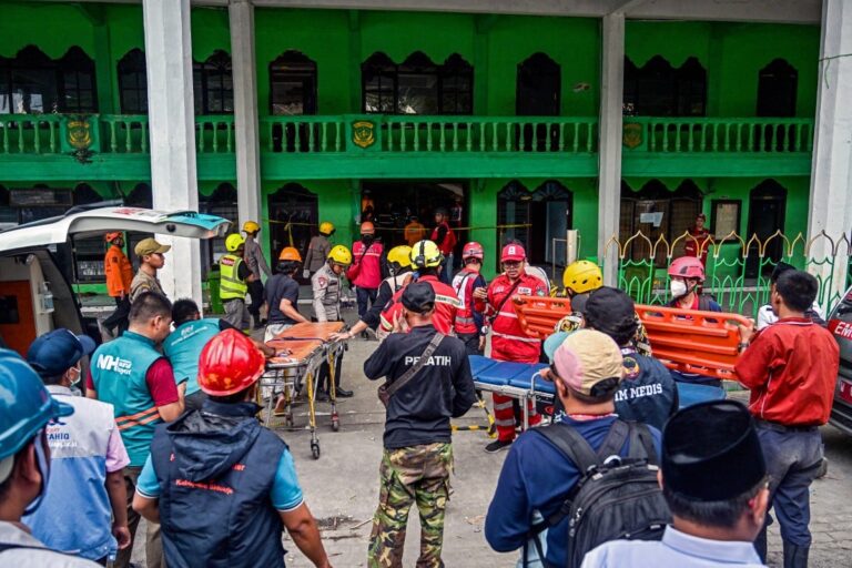 Dozens missing, three dead in Indonesia school collapse
