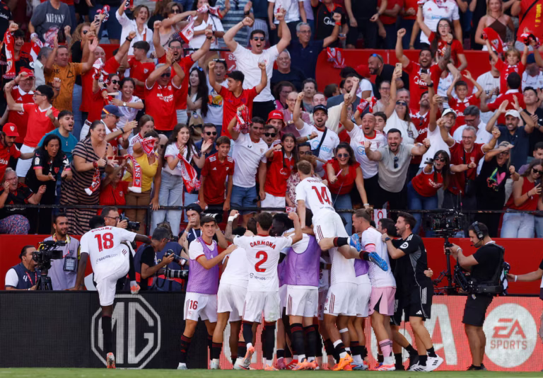 Sanchez strikes as Sevilla stun Barcelona 4-1 in La Liga victory