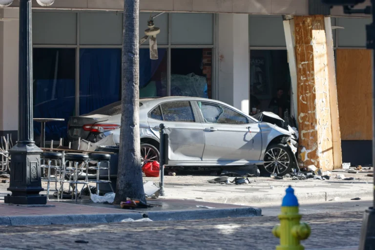 Car fleeing police crashes into Tampa bar, killing 4 and injuring 11 in Ybor City