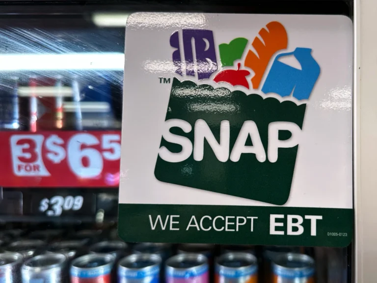 Trump administration asks Supreme Court to block order for full SNAP payments