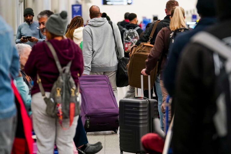 46 Million Under Winter Weather Alerts as Heavy Snow Storm Threatens Post-Thanksgiving Travel