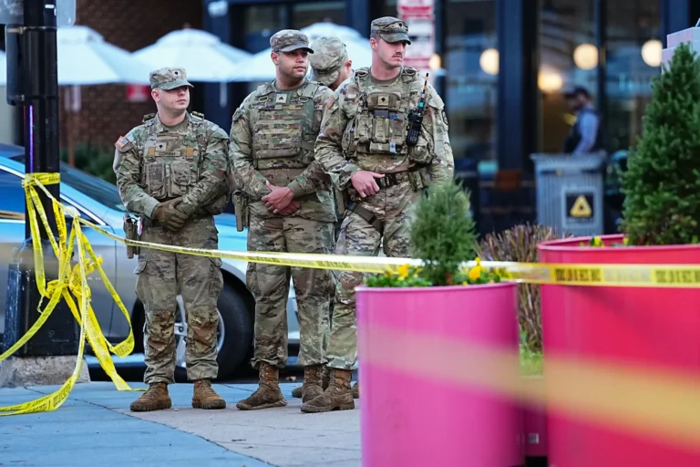  2 National Guard Soldiers Shot in ‘Targeted’ Attack Near White House, Suspect in Custody