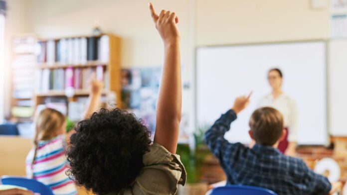 skynews-school-classroom-education_6890045