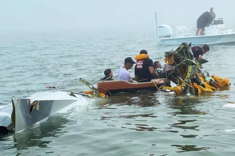Mexican Navy medical plane crashes near Galveston, killing at least 5 on humanitarian mission