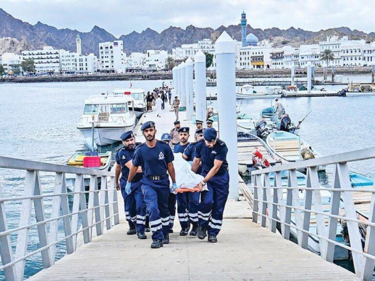 3 French Tourists Die After Boat Capsizes off Oman’s Coast Near Muscat