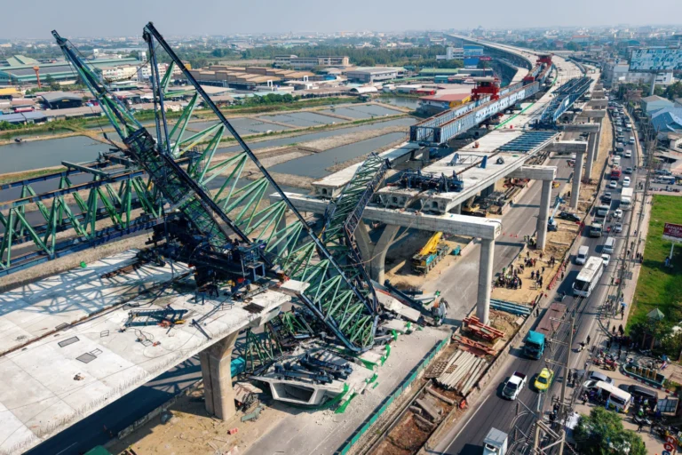 Second Crane Collapse Near Bangkok Kills 2, Intensifying Scrutiny After Deadly Thailand Train Disaster