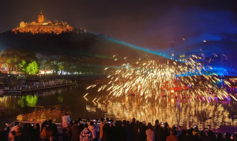 Fireworks Shop Explosion in Eastern China Kills 8 Days Before Lunar New Year