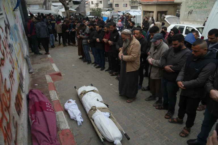 Israeli Fire Kills 17 Palestinians in Gaza as Fragile Ceasefire Faces Renewed Strain