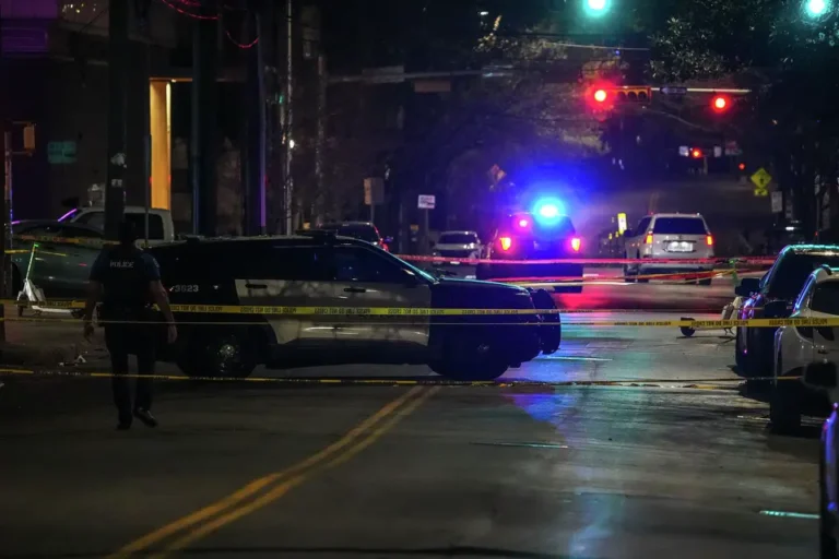 Austin Bar Shooting Leaves 3 Dead, 17 Wounded as Police Kill Gunman