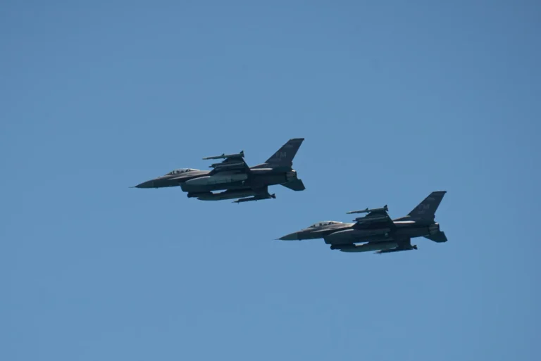 Fighter Jets Intercept Civilian Plane Near Airspace Restrictions During Trump Visit to Palm Beach
