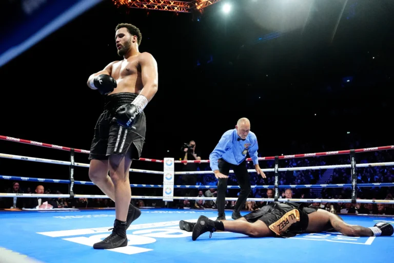 Moses Itauma Knocks Out Jermaine Franklin With Fifth-Round Uppercut