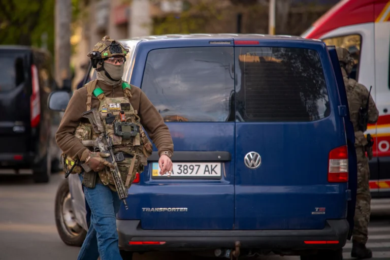 Gunman Kills 6 in Kyiv Rampage Before Police Fatally Shoot Suspect