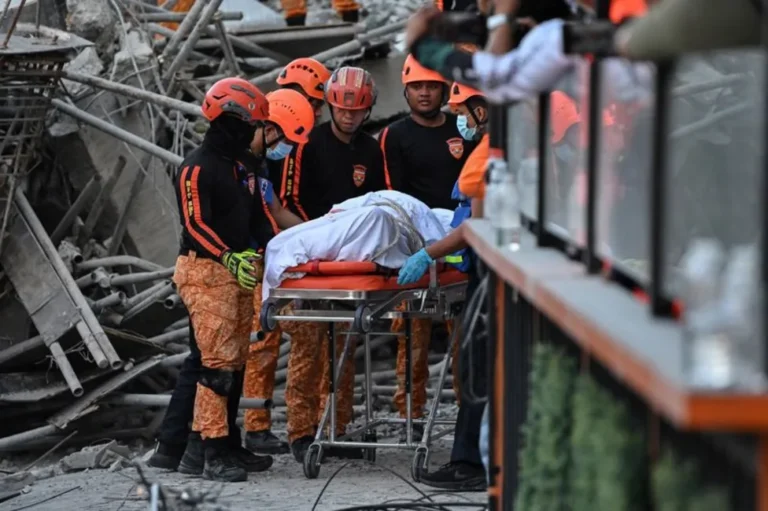 Angeles City Disaster: 4 Dead, 17 Missing in Philippine Hotel Collapse