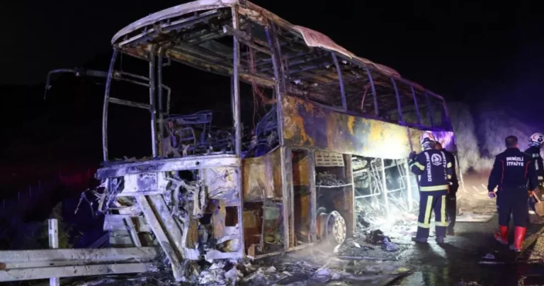 8 Killed Including Infant as Bus Slams Into Barrier and Catches Fire in Western Turkey