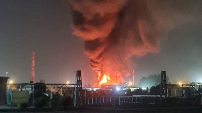 Explosions break out near US base in northern Iraq-AP