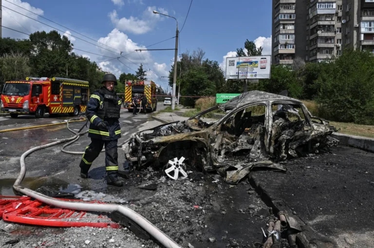 Russian strikes kill 2 in Ukraine, Moscow reports 4 dead in occupied Horlivka